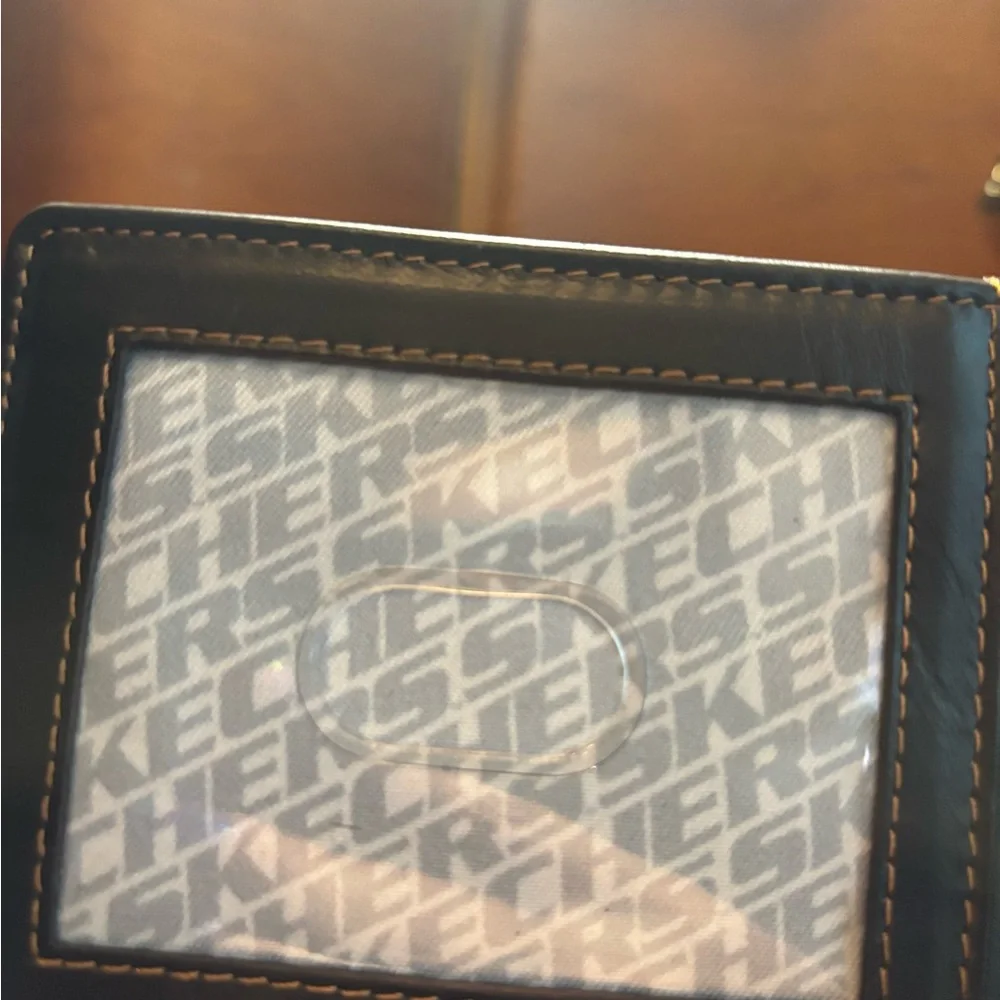 Skechers new bifold Brown Men's Wallet Smooth Genuine Leather RFID Security nwt